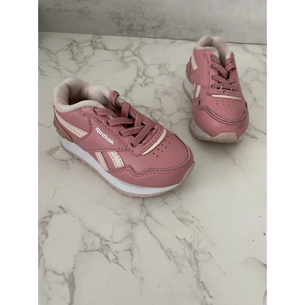 Reebok Sneakers Toddler Sz 6 Pink Light Up